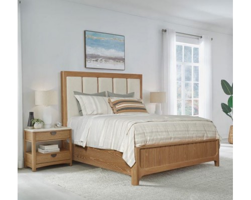 ESCAPE King Panel Bed