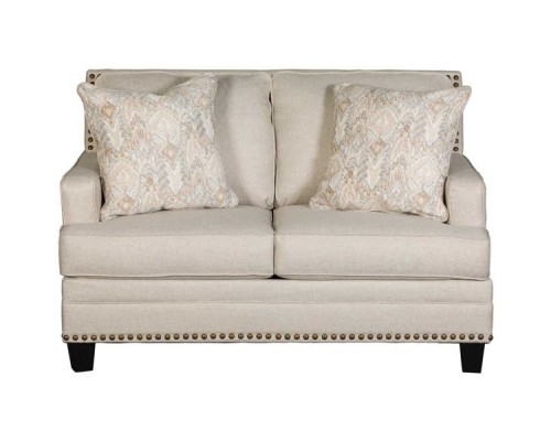 Claredon Loveseat