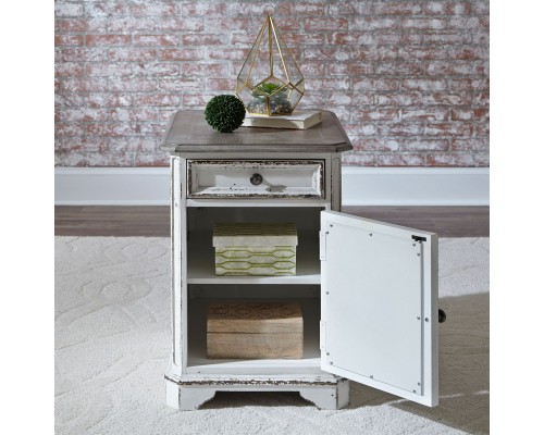 MAGNOLIA MANOR CHAIR SIDE TABLE
