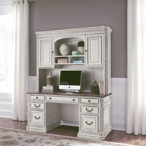 Magnolia Manor Credenza & Hutch