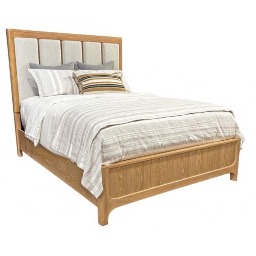 ESCAPE King Panel Bed